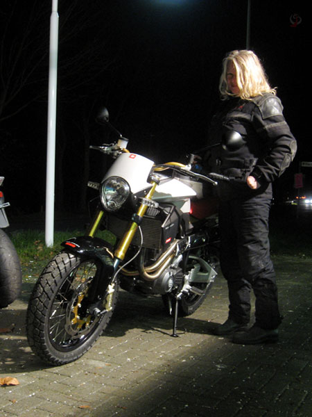 Sylvia standing next to the Derbi Mulhacen